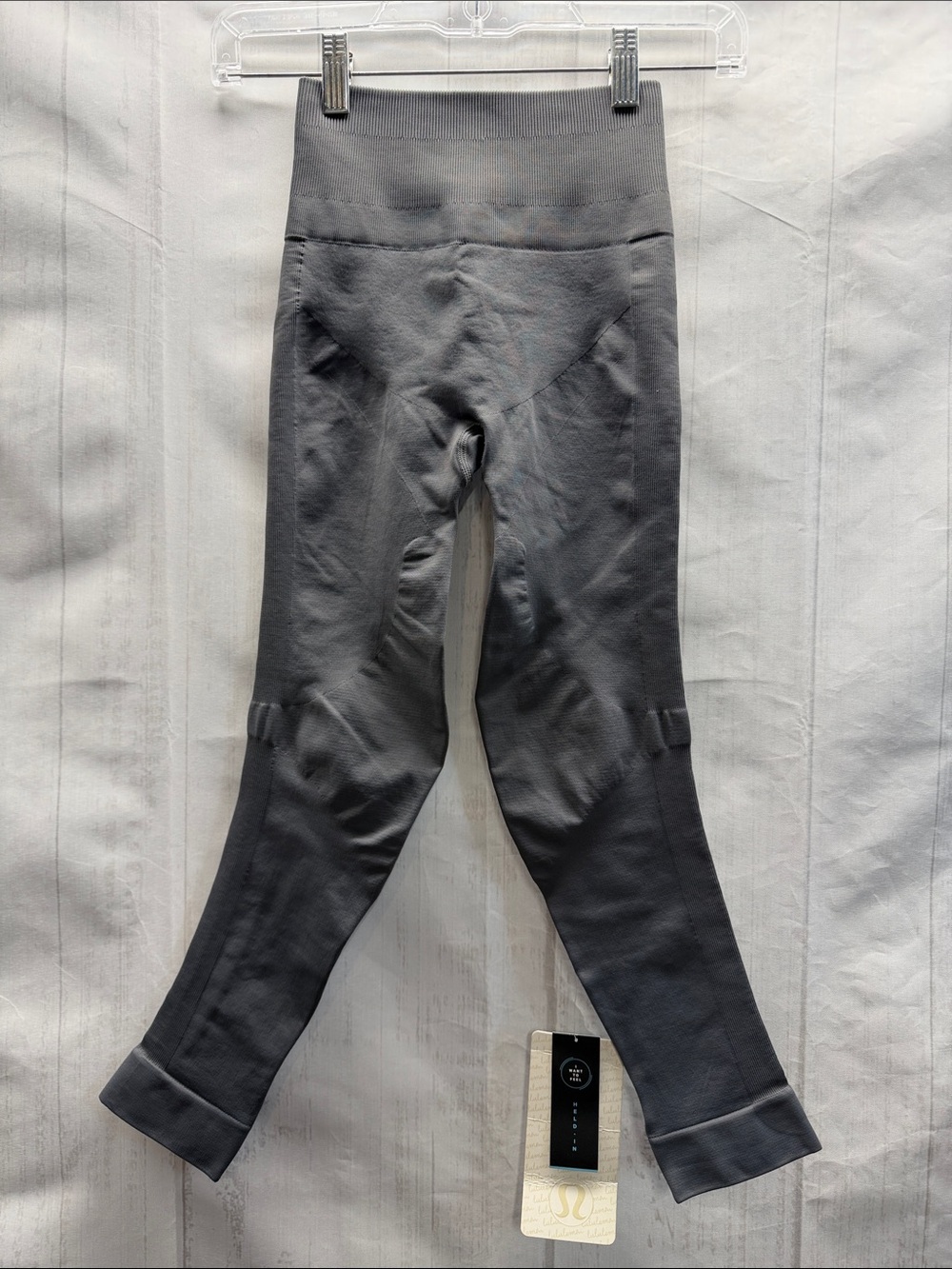 Lululemon NWT Dark Gray Zone In Crop Compression Seamless Yoga Cropped Leggings